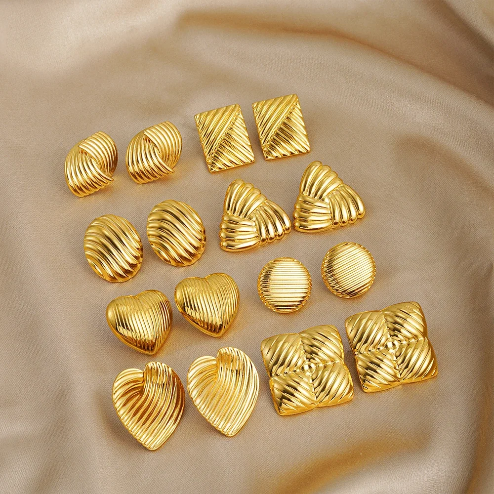 

New Trendy 18K Gold Plated Stainless Steel Love Heart Earrings for Women Vintage Striped Texture Glossy Ear Studs Jewelry Gifts