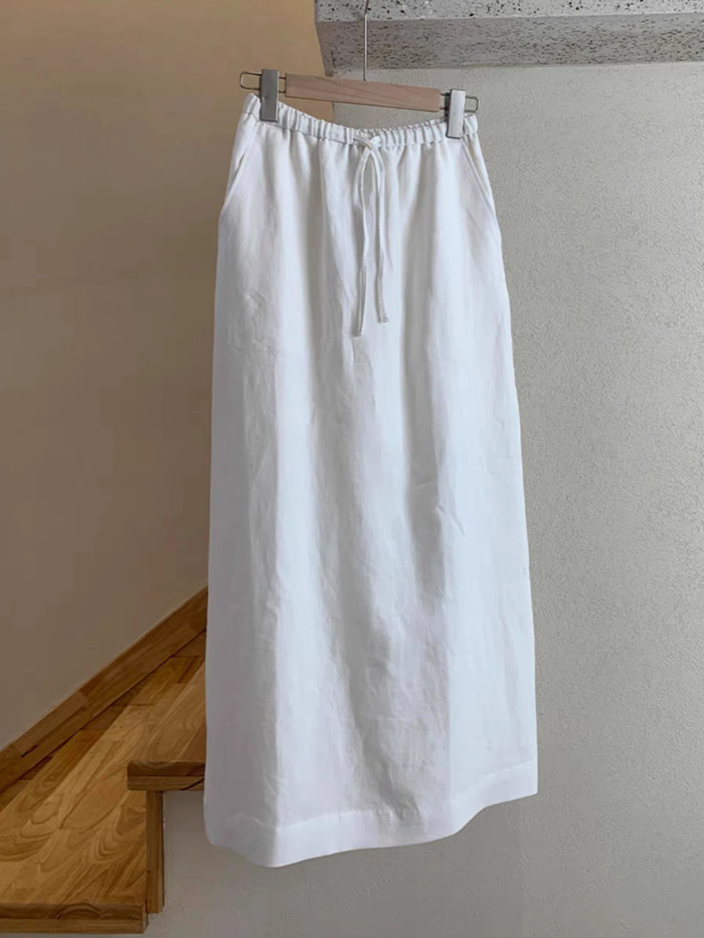 تنورة ميدي مستقيمة عالية الخصر للتخسيس مع فتحة با لصيف 2025 تنورة كورية أنيقة بطول f