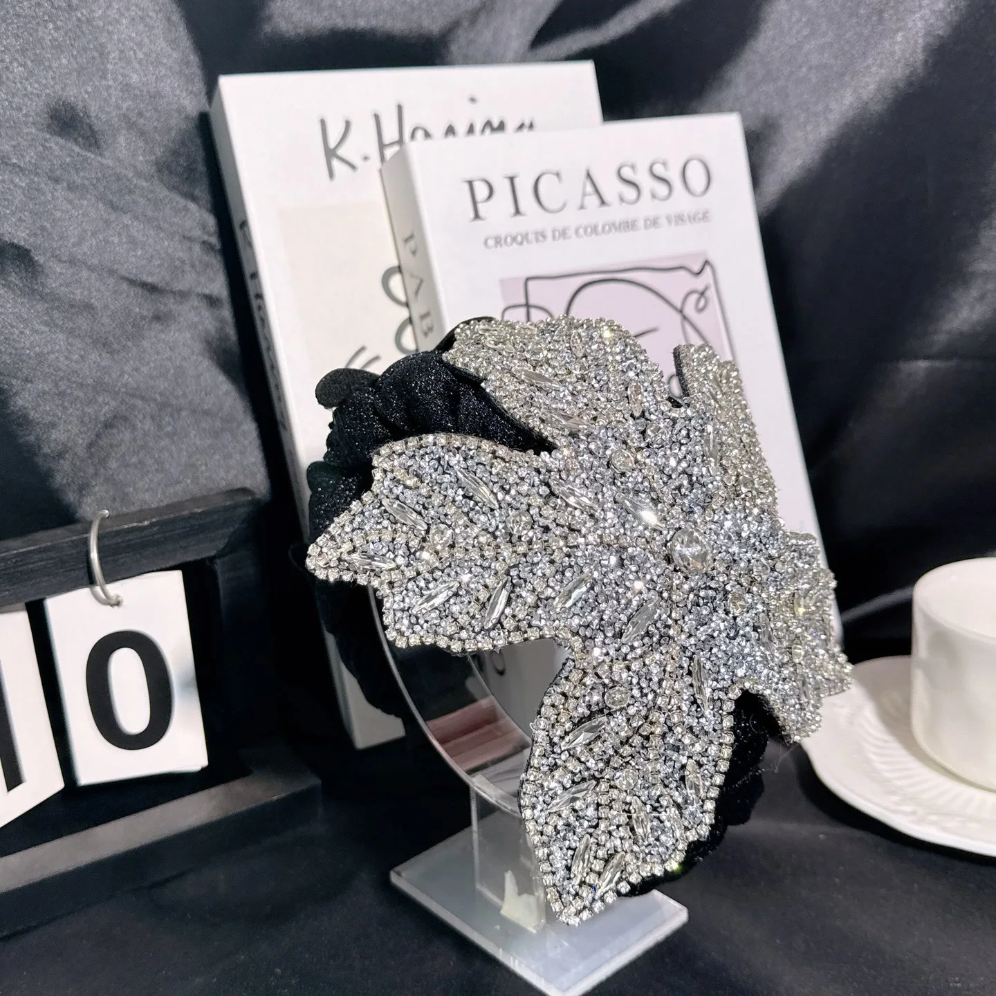Bling Geometric Rhinestone Wide Hairbands Women 3D Crystal Flower Fascinator Hair Jewelry Elegant Ladies Baroque Tiara Headpiece