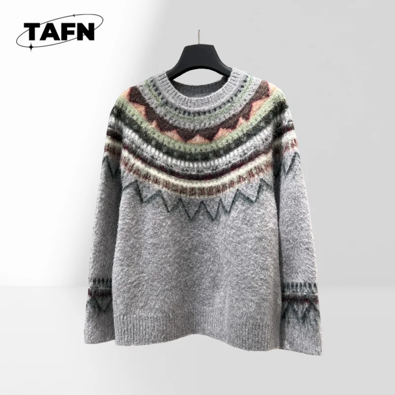 

Soft and Comfortable Cable Knit Sweater for Women, Perfect for Cozy Days Luxuriously Comfortable for Fall & Winter AJ0919