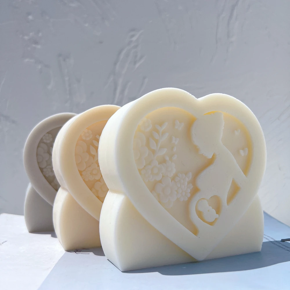 Heart Shaped Pregnant Body Candle Molds Figurine Mother Silicone Mould Minimalistic Home Decor MOM Gift Soy Wax Mold