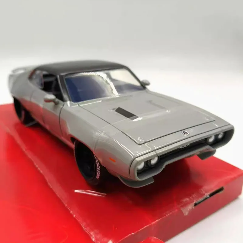 Jada Diecast 1:24 Scale Plymouth GTX Grey Alloy Simulation Car Model Static Collection Decorated Holiday Gift Toy Souvenir Gift view 4