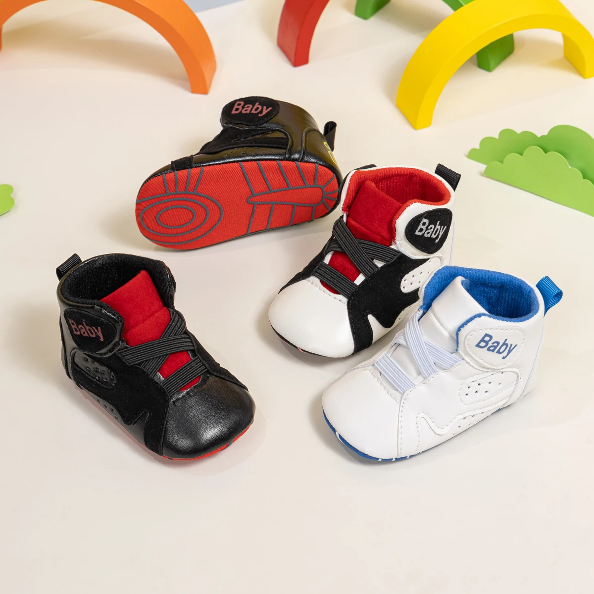 KIDSUN-Zapatillas altas de baloncesto para bebés, zapatos antideslizantes suaves para recién nacidos, zapatos de cuna para primeros pasos