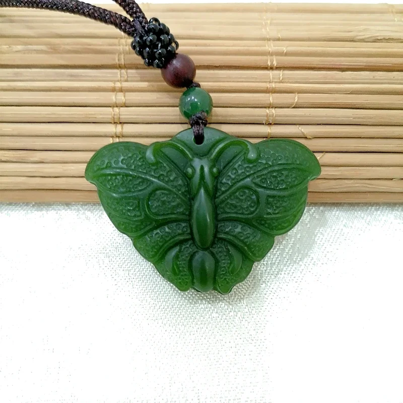 

Natural Green Hand Carved Butterfly Jade Pendant Fashion Boutique Jewelry Men's and Women's Necklace Gift Accessories