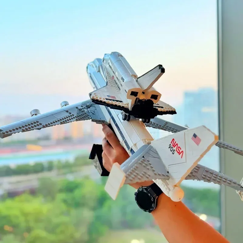 MINISO New 2025 In Stock Shuttle Carrier Aircraft 10360 Model Building Blocks Bricks DIY Creative  Bricks Toy Kid Christmas Gift