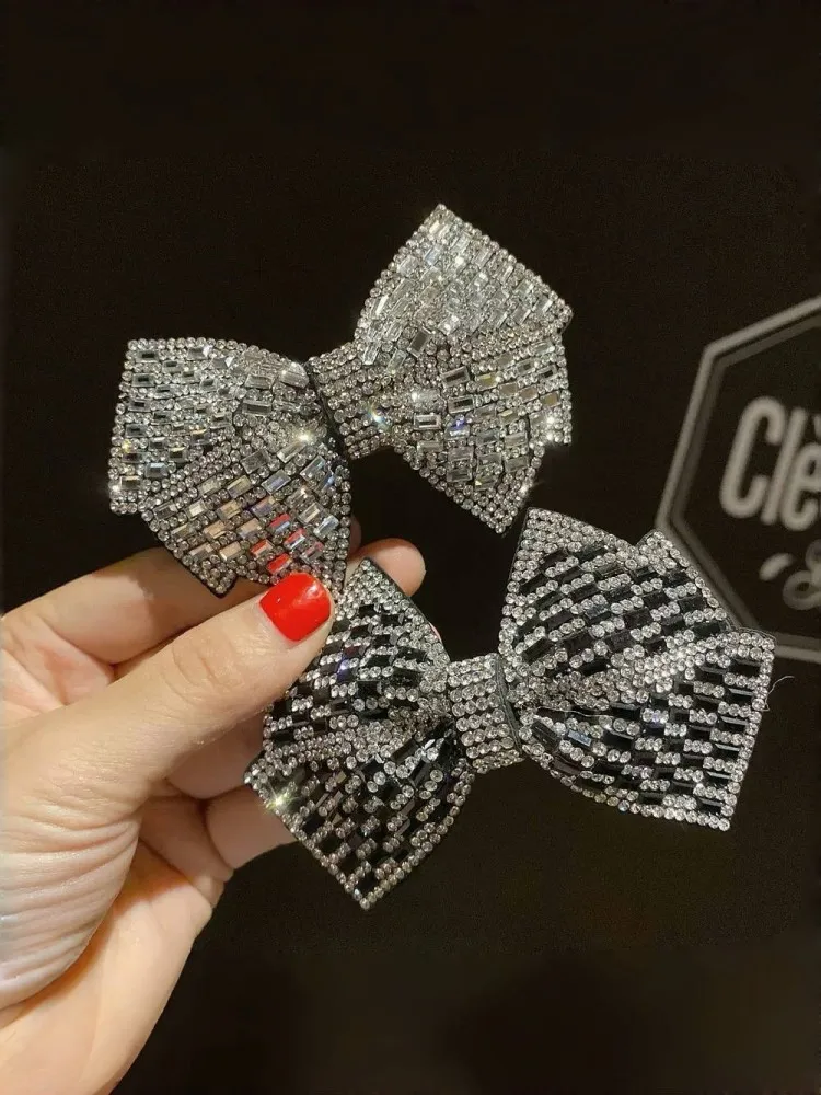 دبوس شعر فاخر خفيف من حجر الراين على شكل فيونكة إكسسوارات شعر لامعة للغاية للنساء #3