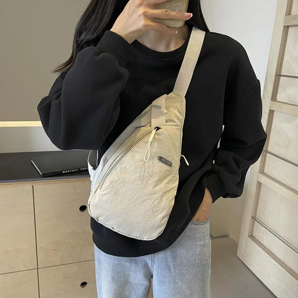 

Large Capacity Women’s Shoulder Bag Fashion Crossbody Bag Casual Versatile Lightweight Sporty Messenger Bag Tote Handbag