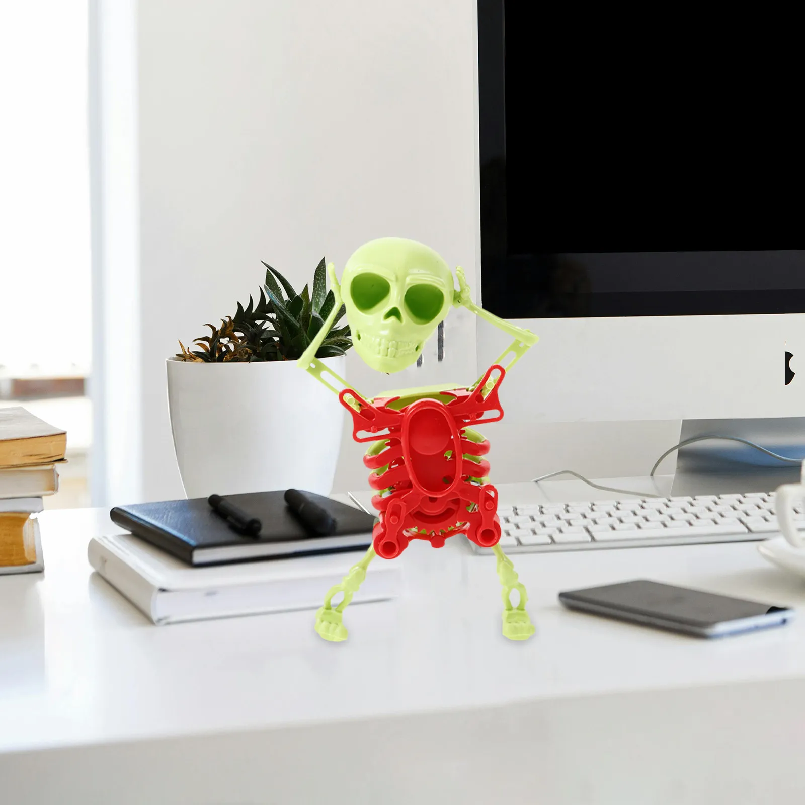 

Wind Up Halloween Dancing Clockwork Skull Funny Sensory Party Favor Decoration Children Indoor Outdoor Plaything