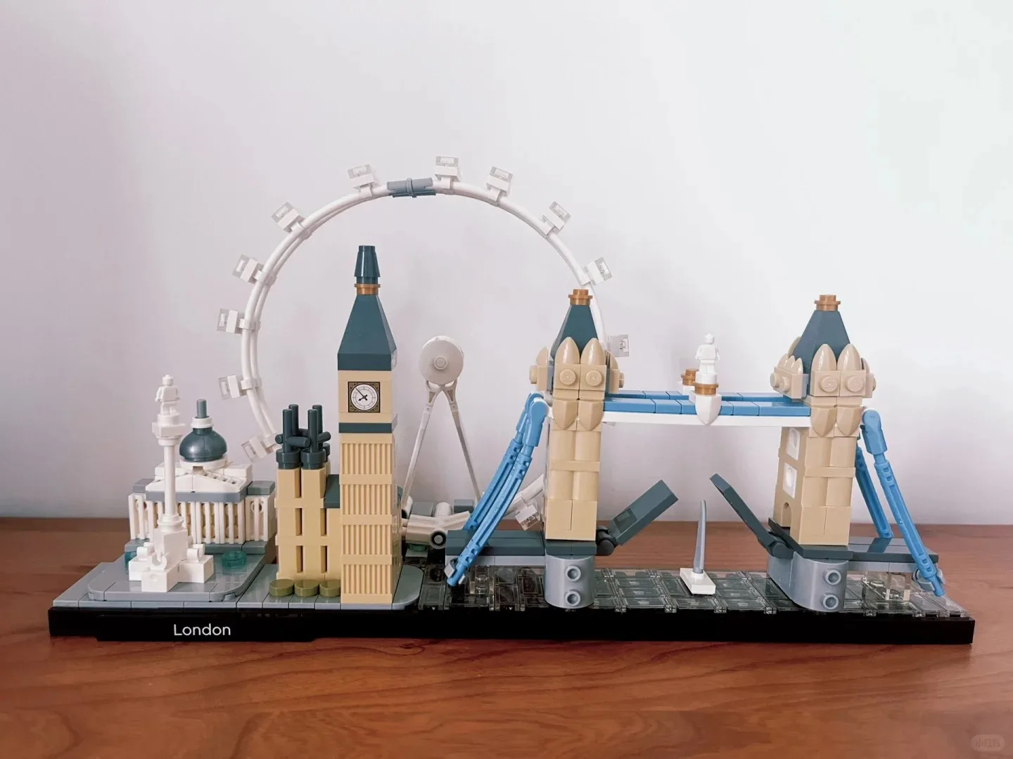 MINISO 468 قطعة 10678 مجموعة الهندسة المعمارية للمدينة جسر برج لندن بيغ بن ألعاب تجميع إبداعية متوافقة مع مدينة Lepining #5