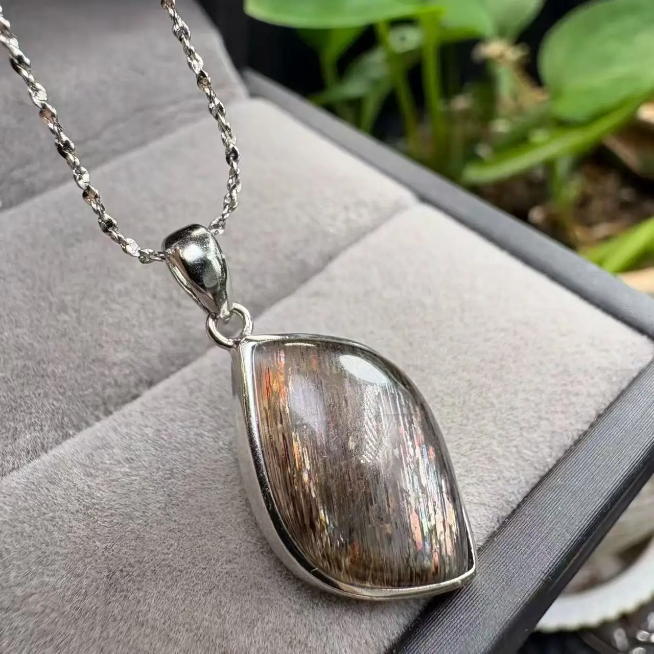 pendentif-collier-en-argent-925-avec-cristal-de-quartz-squelettique-naturel-arc-en-ciel-special-pierre-precieuse-aleatoire-pour-guerison-ideal-pour-cadeau
