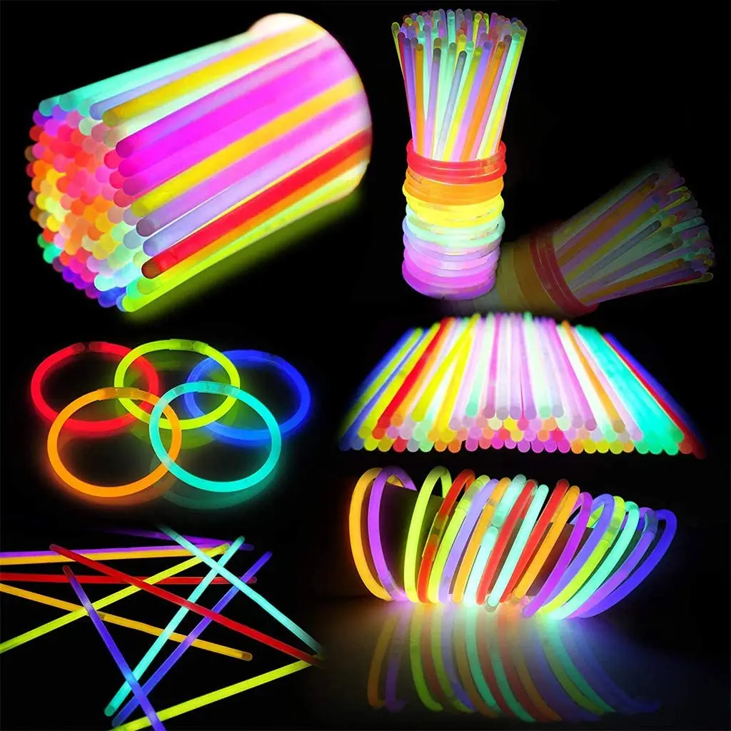 50PCS Glow Sticks Glowsticks braccialetto Glow collane bagliore al buio di natale di Halloween forniture per feste di calcio