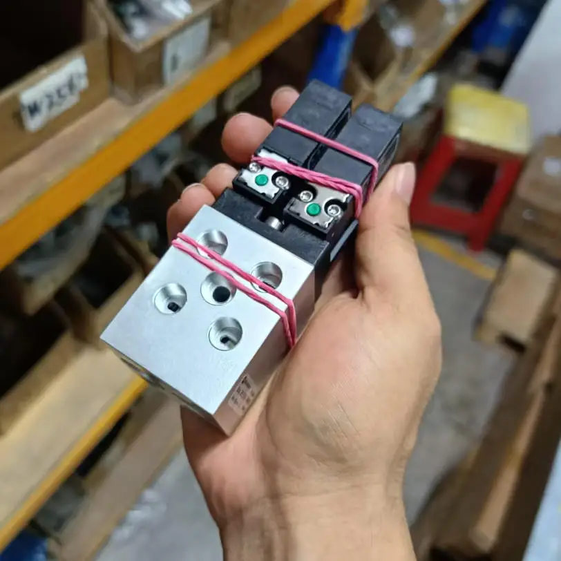 

1 Set 2625455 093K801640 High Quality R700 For Roland 700 Solenoid Valve