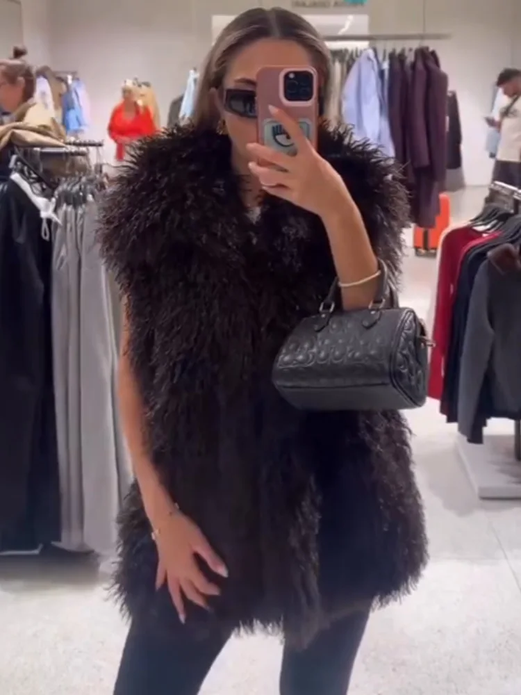 

HH женская мода универсальный однотонный жилет из искусственного меха с отложным воротником женский осень 2025 простой повседневный тонкий топ без рукавов