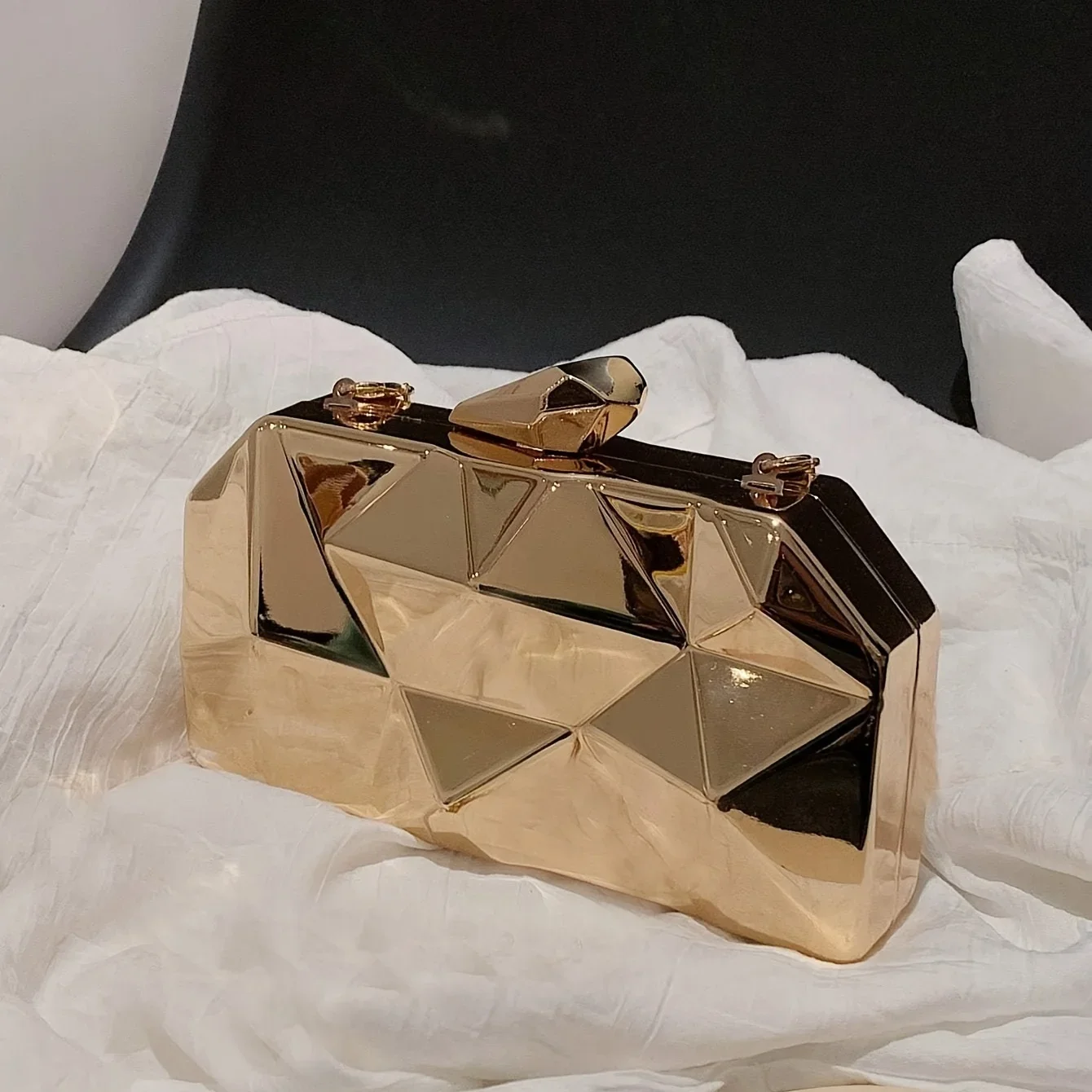 

Elegant Mini Evening Bag, Shiny Geometric Box Bag, Classic Bright Clutch Dinner Bag For Carnaval Use