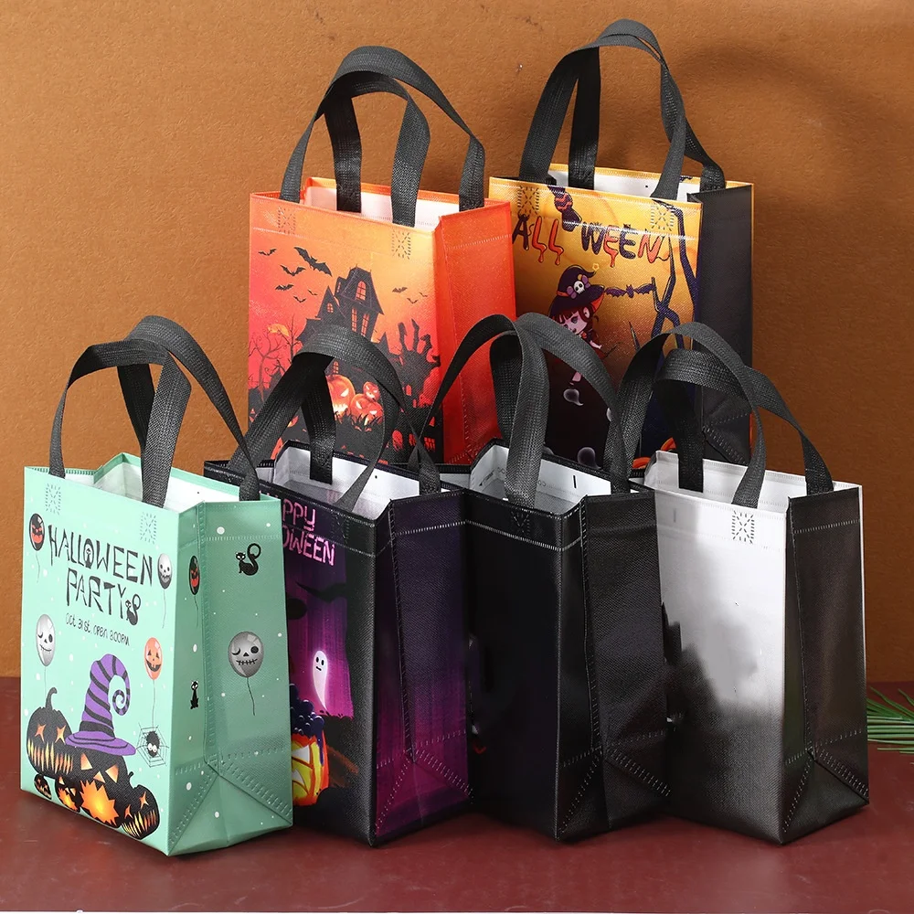 2024 new Halloween gift bags pumpkin creative cartoon hot press coated non-woven handbags takeaway bags can be printed logo