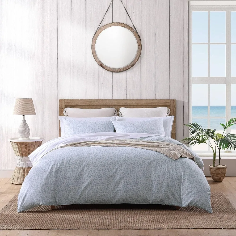 

Reversible Cotton Duvet Cover Set with Matching Shams for Coastal Style Bedding (Blue, Queen)