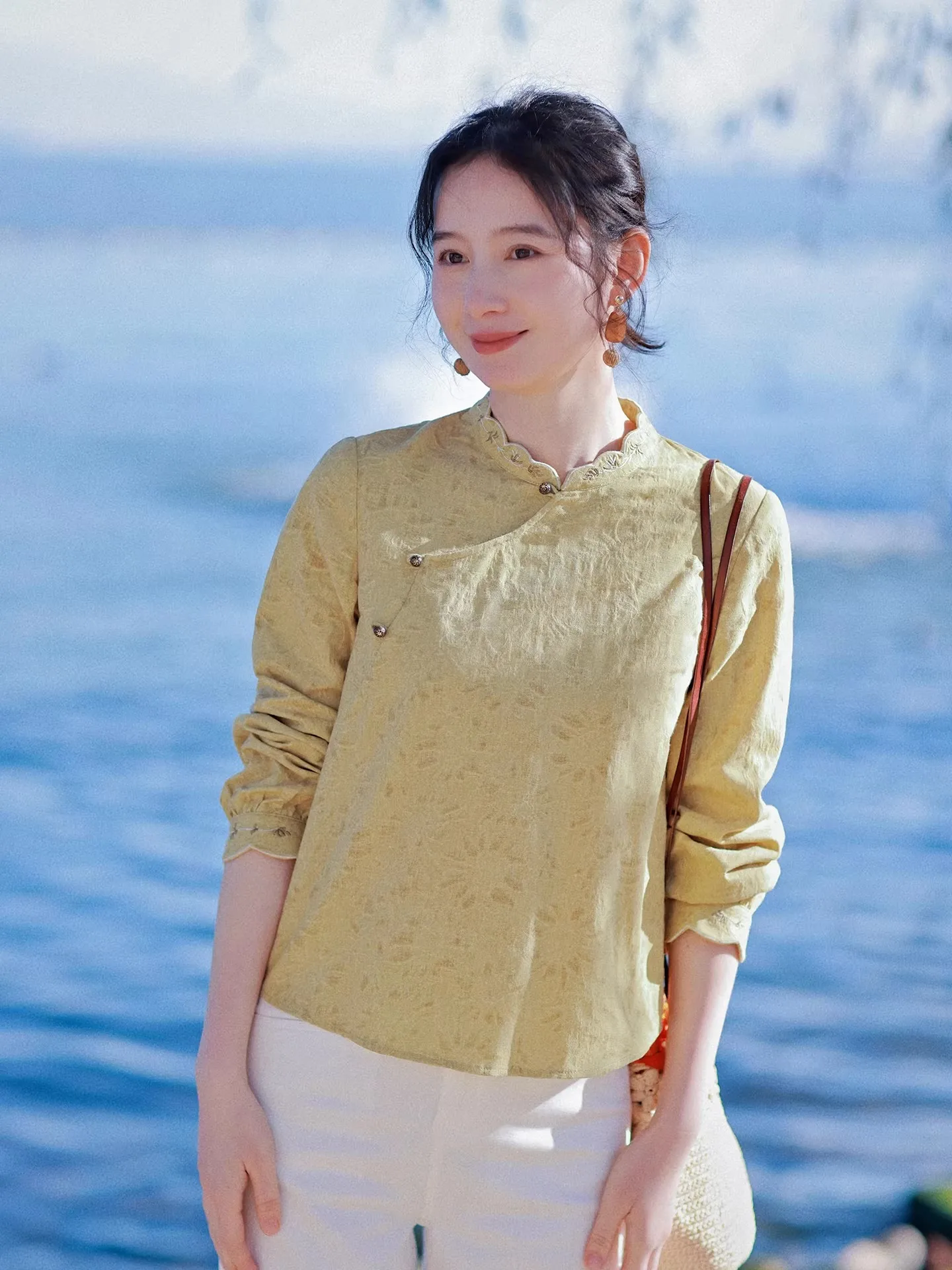 

Желтая женская свободная блузка с длинным рукавом в китайском стиле, художественный дизайн, дышащий хлопок и лен, весенняя новинка