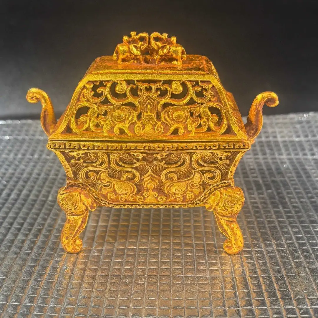 Gilt Four-legged double-eared tripod elephant incense burner Ornament Decoration Tea Pet Figurines Desk Decor Accessories