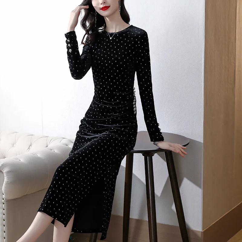 

2025 Spring Black Polka Dot Golden Velvet Maxi Dress Autumn Women Korean Vintage Midi Dresses Elegant Bodycon Party Evening Robe