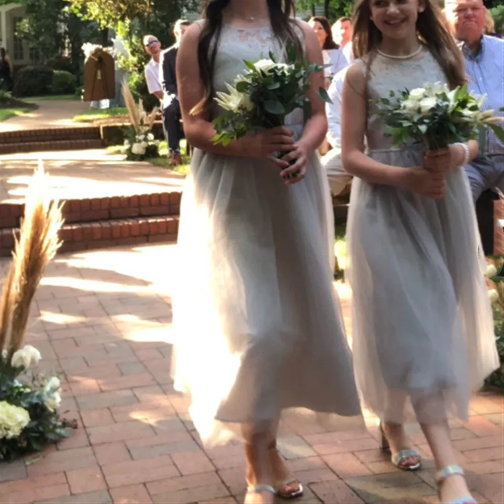 맞춤형 플라워 걸 웨딩 드레스 민소매 리본 벨트 공주 파티 행사 첫 영성체 정장 어린이용