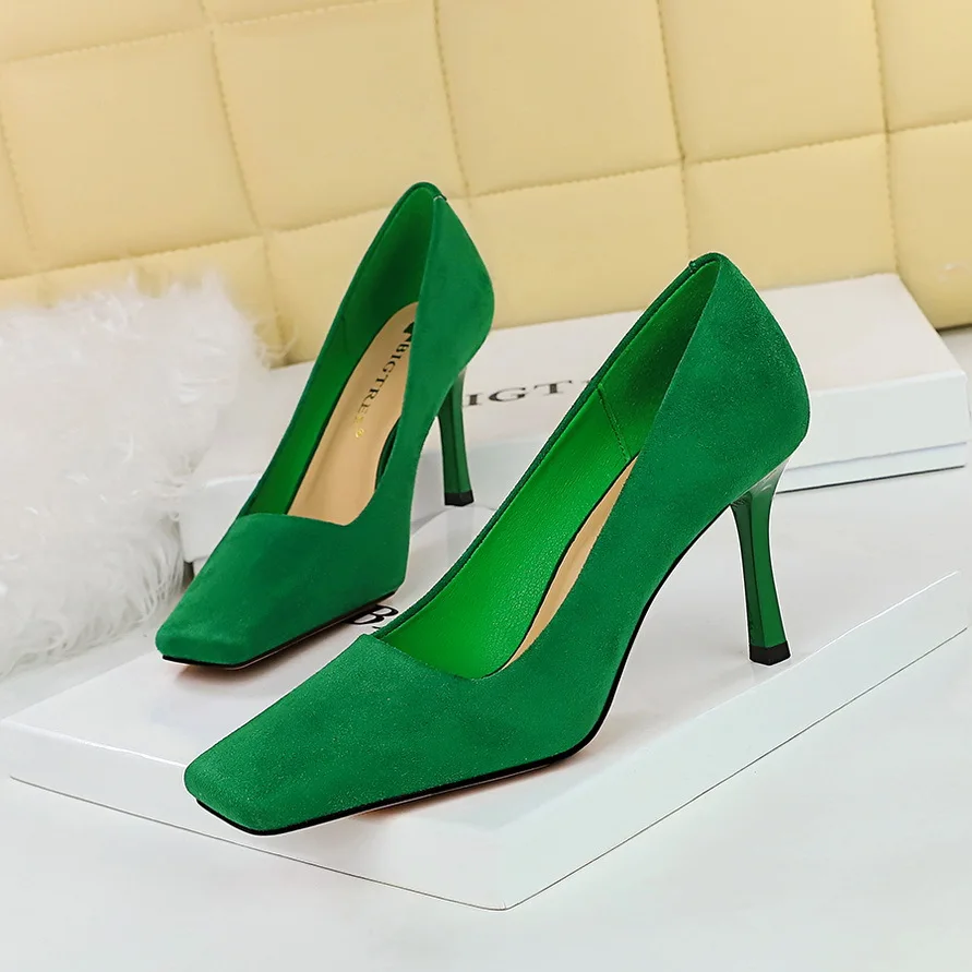 

Туфли-лодочки BIGTREE женские, заостренный носок, квадратный каблук 8,5 см, элегантная Свадебная обувь из флока, на тонком каблуке, весна-осень