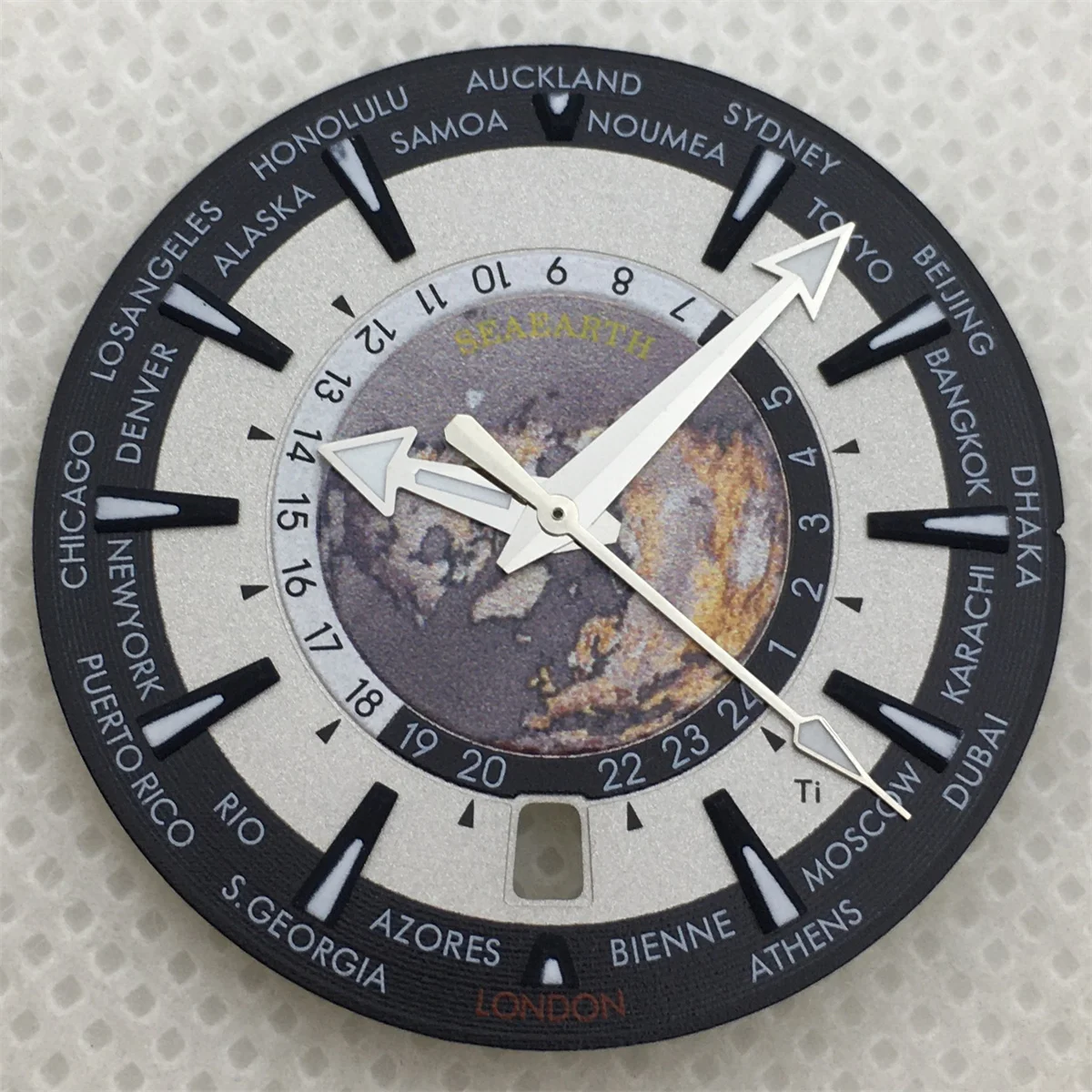 NH35 33 ملم قرص C3 قرص مضيء تقويم الساعة 6 مع حركة NH35A