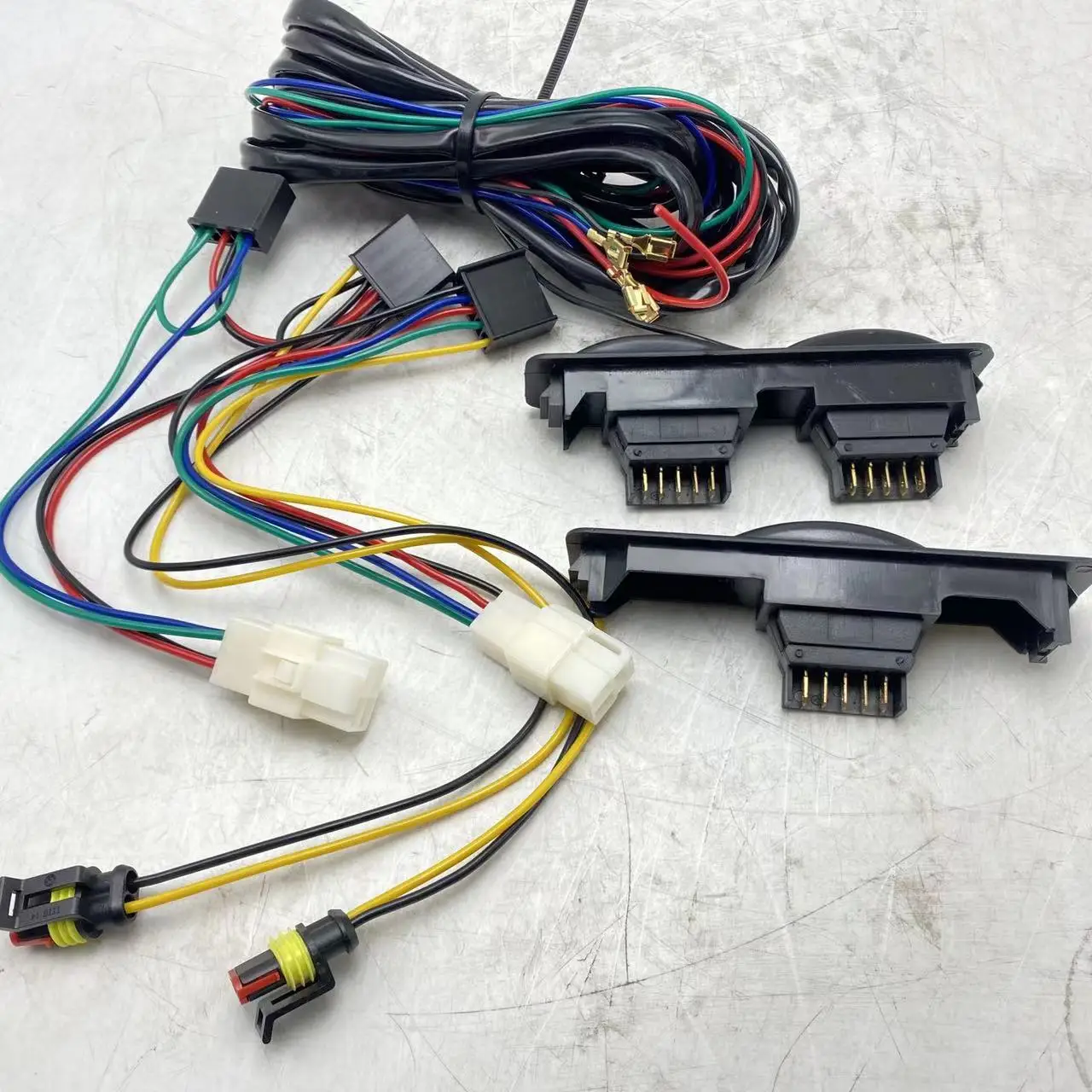 Switch And Harness For SIONTRUK HOWO Heavy Truck 336 380 340 SHACMAN Manual Modification Electric Window Glass Shaker 3