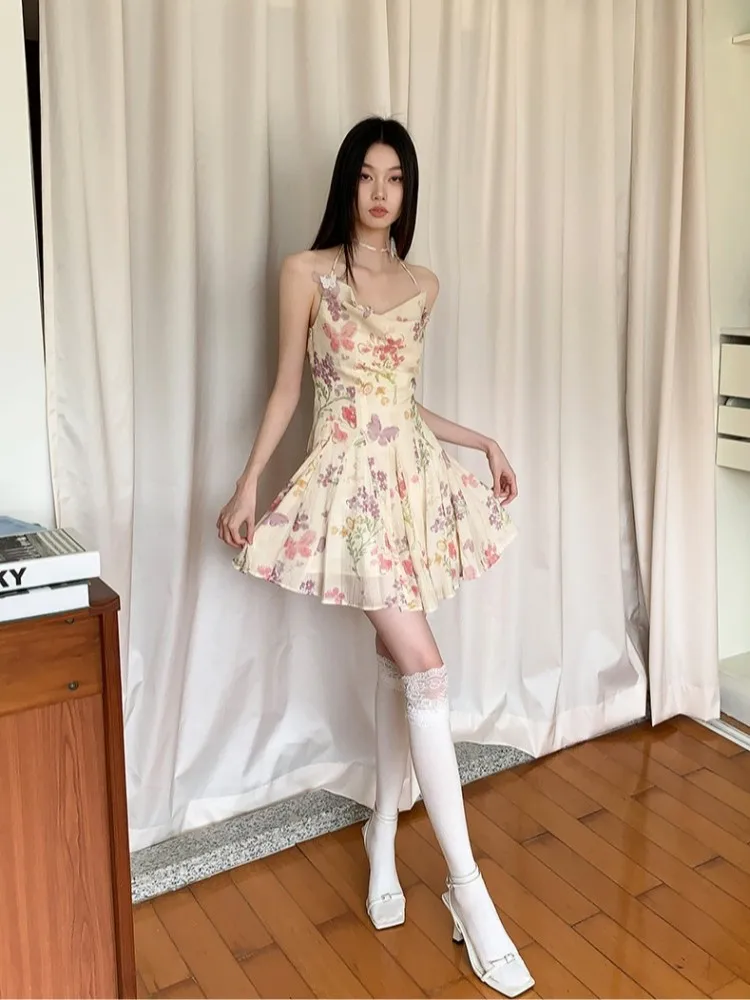 Retro Floral Camisole Dress For Women'S Summer New Butterfly Print Design With A Flapping Collar And Pleated Short Skirt