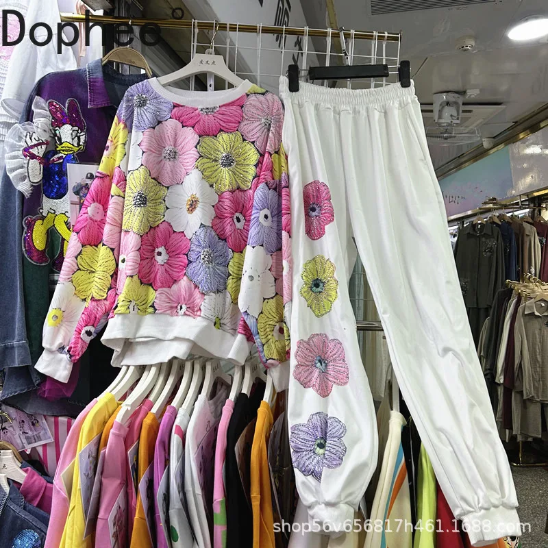 

Новинка 2023 года, осенние модные женские комплекты с капюшоном, пуловер с длинными рукавами и принтом цветов, топ + повседневные шаровары с эластичной резинкой на талии