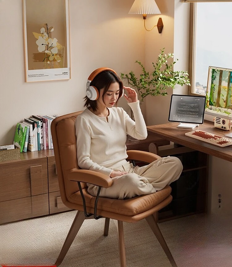

Solid wood rotating desk chair comfortable sedentary computer chair office bedroom backrest study chair