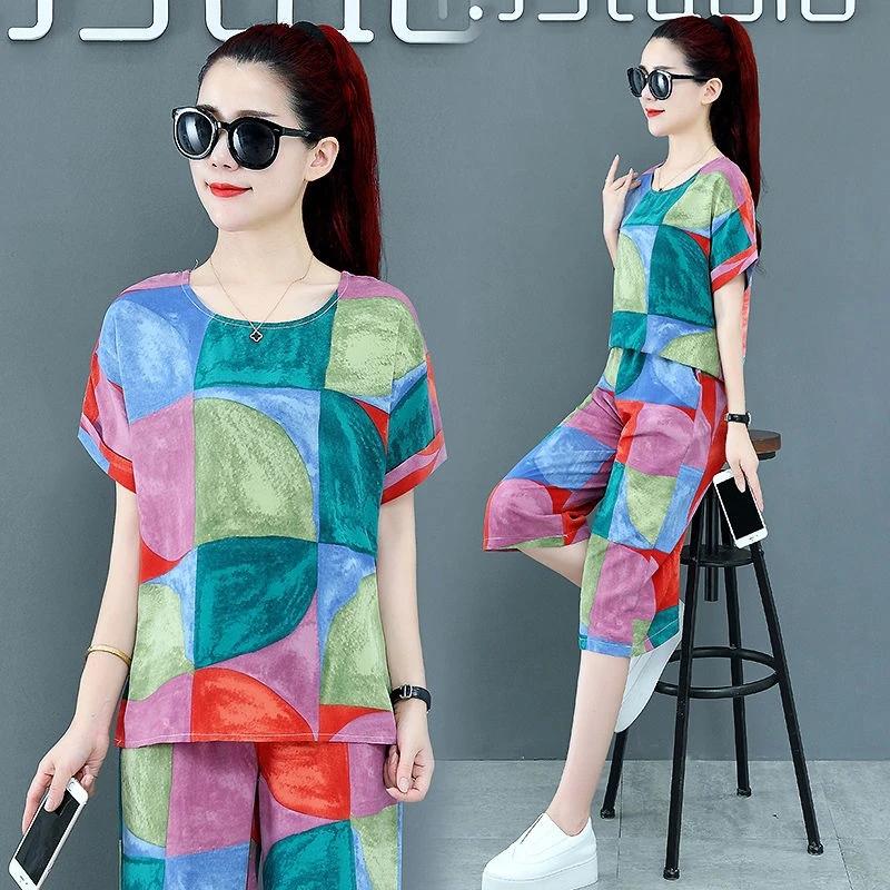 New Cartoon Cotton Casual Suit for Women Cropped Trousers Short Sleeved Set Summer Fashion Home Clothing Homewear