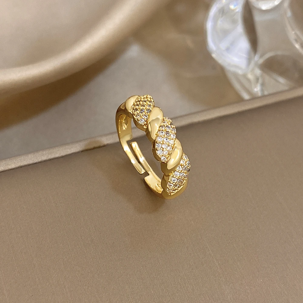 

Freetry Vintage Geometric Gold Plated Ring for Women Exquisite Shining Zircon Adjustable Rings 2026 Fashion Jewelry Accessories