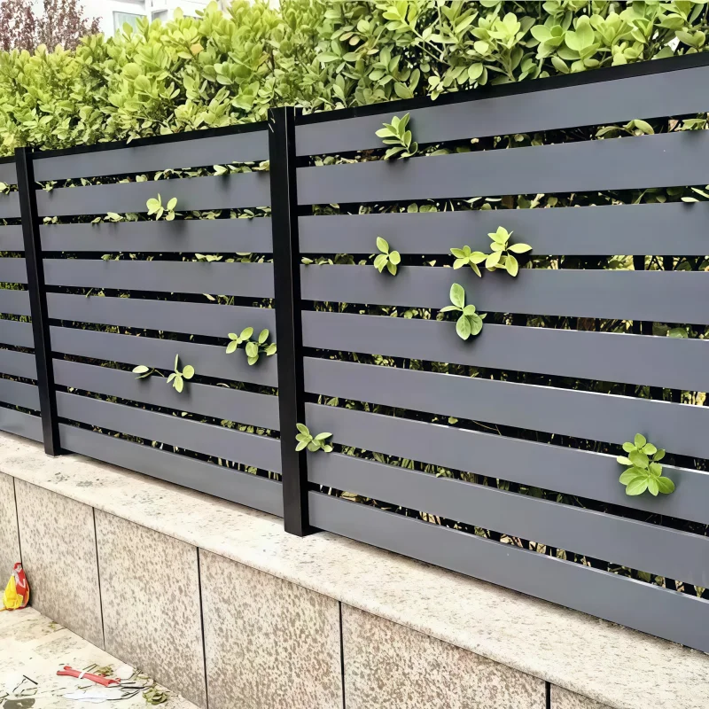 Maatwerk Nieuwe Stijl DIY Installeren Aluminium Balustrades Dekfoto's Reling en Hek voor Balkon Warmtebehandelde 3D-modellering