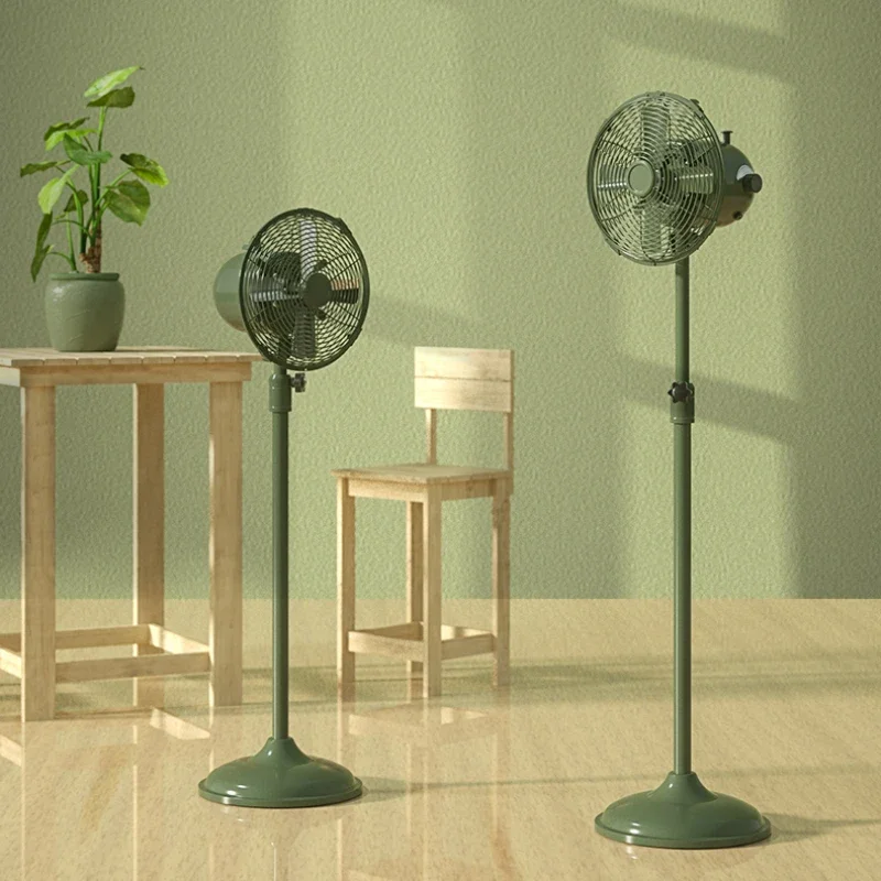 8 بوصة العتيقة الزخرفية المعادن الدائمة مروحة الأدبية والطراز القديم العمودي المعادن الرجعية مراوح كهربائية الحنين الصامتة المشجعين