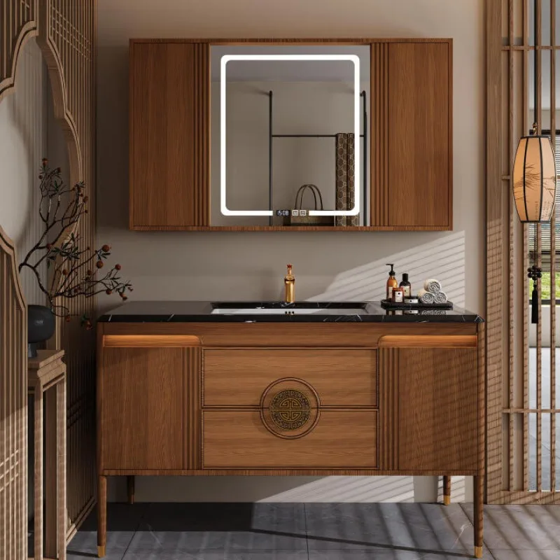 Cerâmica de mármore sob a bacia do balcão