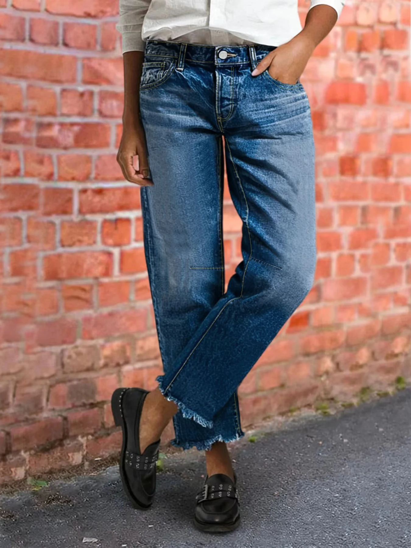 

Plus Size Women's Blue Washed Cropped Straight Leg Jeans, Back Elastic Waist, Raw Frayed Hem, Relaxed Fit Casual Denim Pants