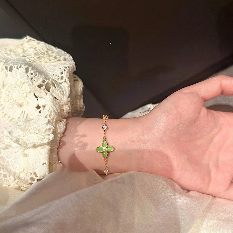 الأزياء الكلاسيكية الأخضر كريستال حجر زهرة سوار المرأة شخصية الفولاذ المقاوم للصدأ محظوظ سوار مجوهرات اكسسوارات هدية