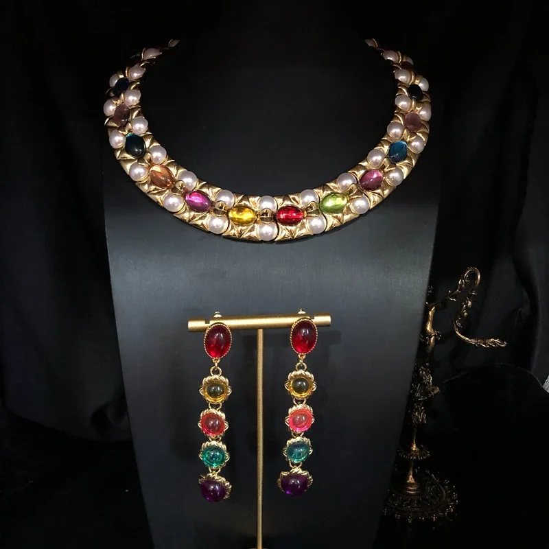Vintage Zircon Jewelry Set for Women High-End Light Luxury European American Style Earrings Necklace Combo 2026