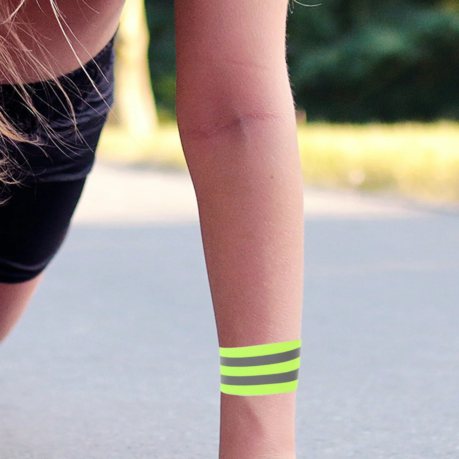 

4 Pcs Reflective Wrist Strap Bands for Night Walking Armbands Running Wristbands Fitness Straps Strips Clothing Belt