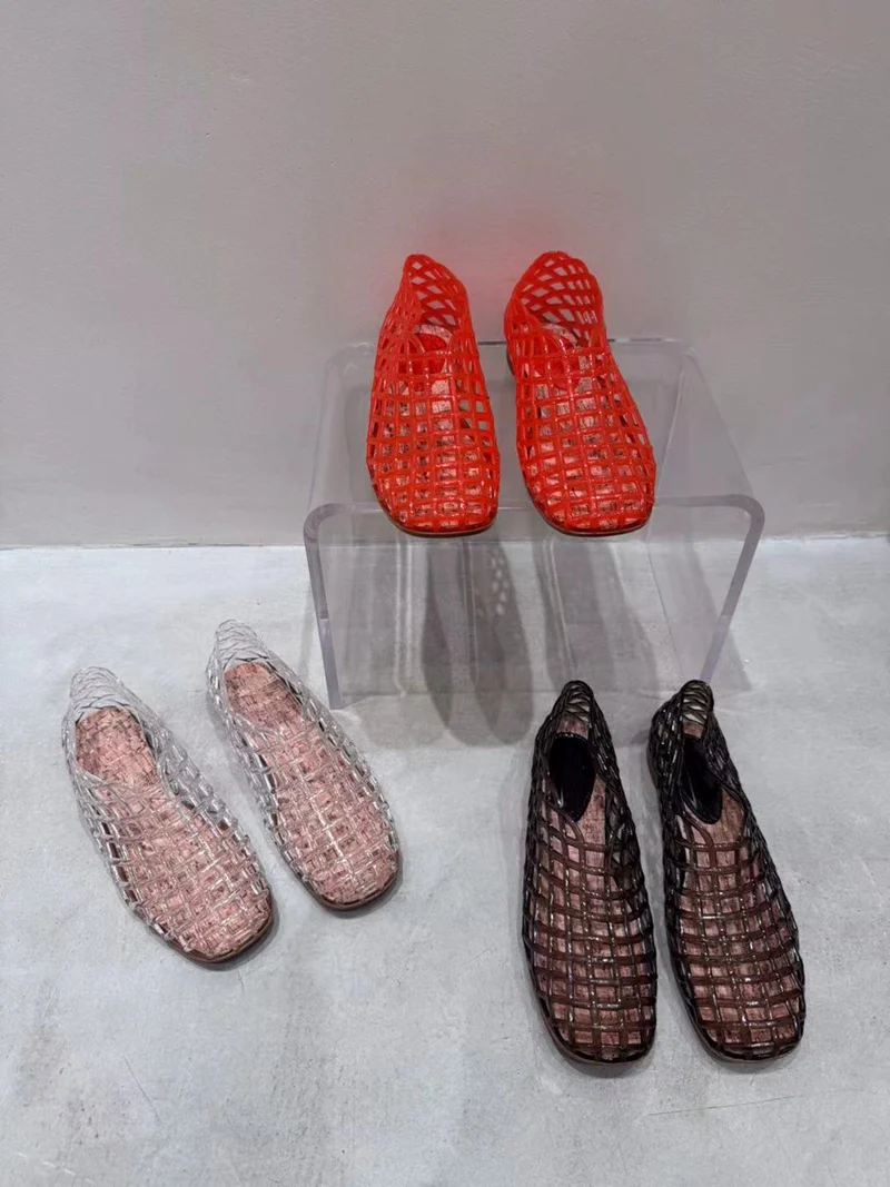 

Fashion Mesh Jelly Shoes Hollow Round Toe Beach Shoes Comfy Plastic Transparent Sandals Women Summer New Weave Flat Jelly Shoes