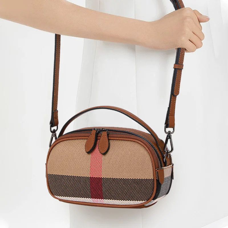 

Aidrani New women's checkered single shoulder crossbody bag, made of canvas cowhide material, mini circular design, brown