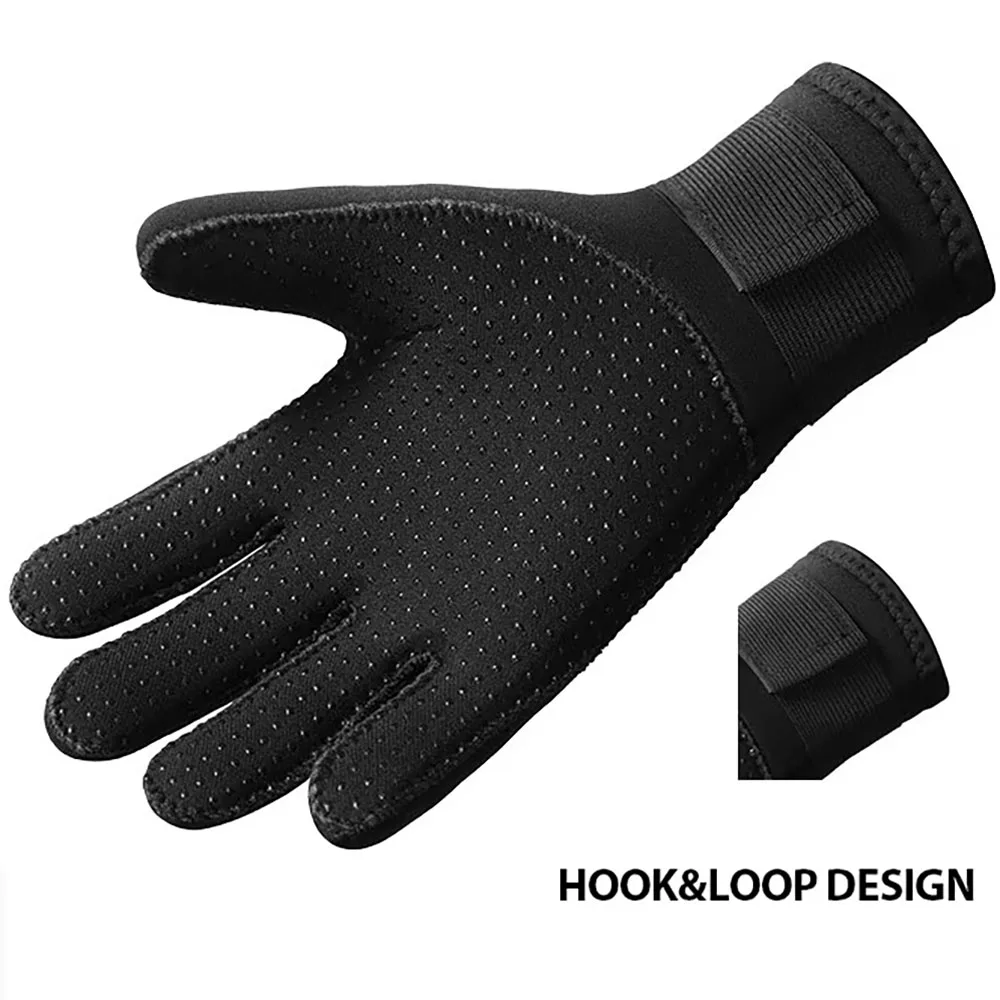 Thumbnail 3 - #2 Top Swim Gloves Picks for Every Budget