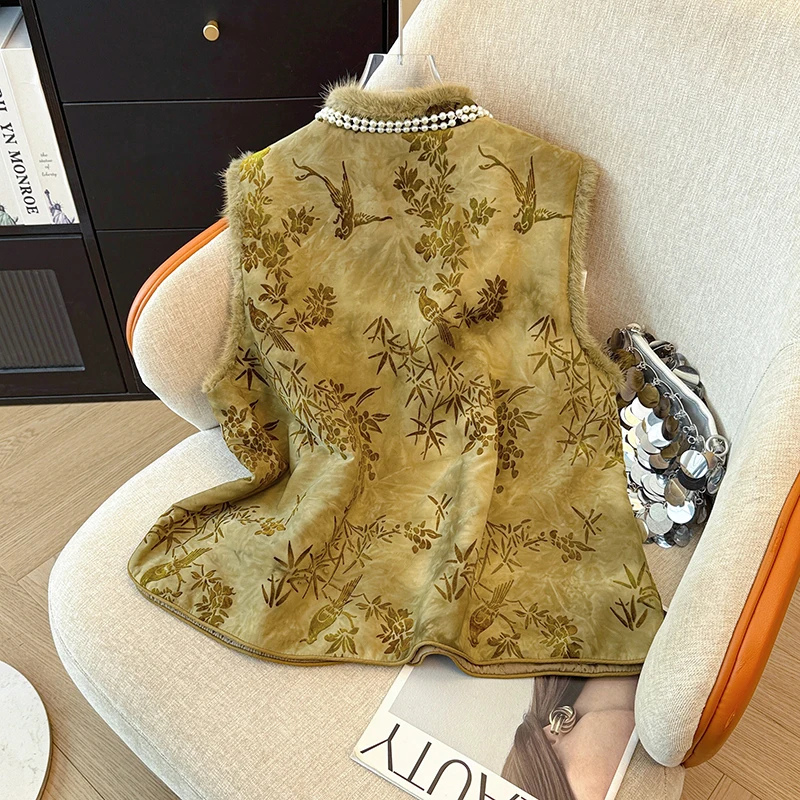 سترة نسائية من Thiened Real Mink ملابس خارجية شتوية بيضاء معززة سترة Sle الصينية مع أزرار النمط الوطني