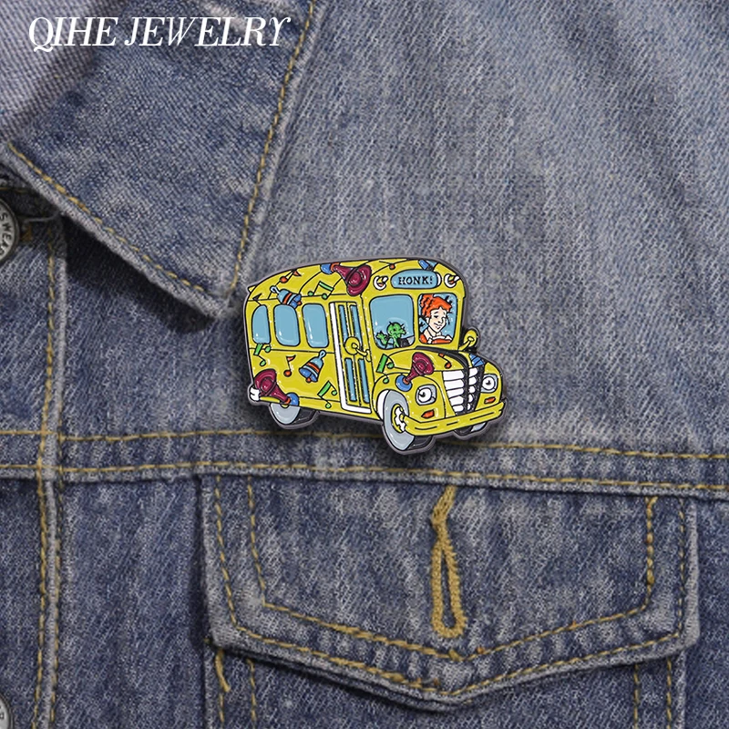 Funny Cartoon School Bus Brooch Enamel Pins Decorative Clothing Lapel Badge Backpack Accessories  Jewelry Gifts for Kid Friends