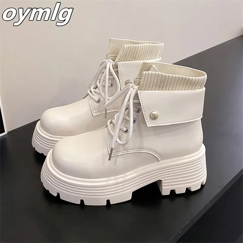 2022 autumn and winter new women's boots fashion short boots thick heel trend student women's boots quality leather boots