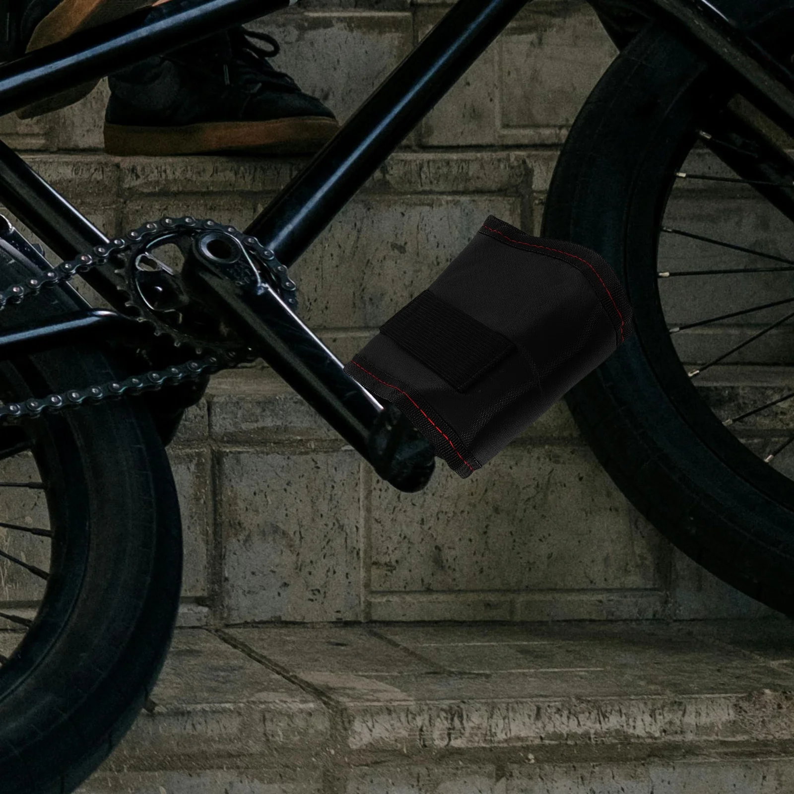 

2Pcs Bicycle Pedal Cover Protective Water Resistant Non Slip Rubberized Grip Covers for Road Cycling Folding Electric Bikes Fast