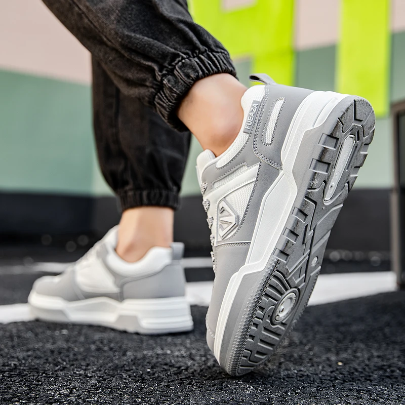 

Men's thick-soled sports casual shoes for spring2026multifunctional anti-slip and durable low-top height-increasing trendy shoes