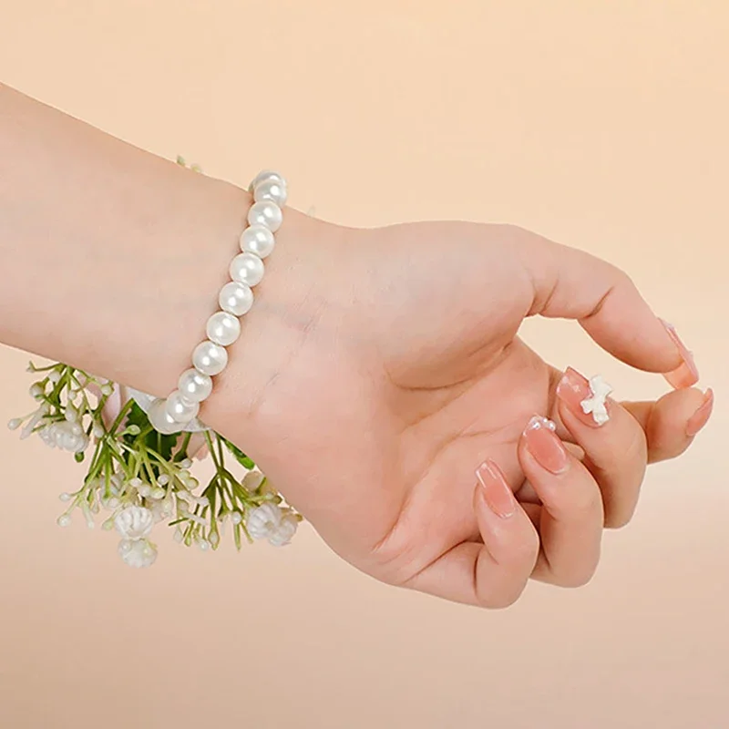 Ramilletes de muñeca rosas para boda, ramilletes para graduación, Babysbreath, pulsera de perlas de flores para fiesta de bienvenida, 1 ud.