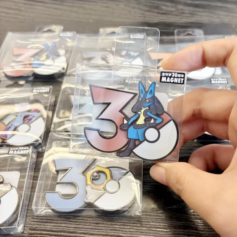 Anime Merchandise Types - Echte Pokémon PTCG 30e verjaardag koelkastmagneet