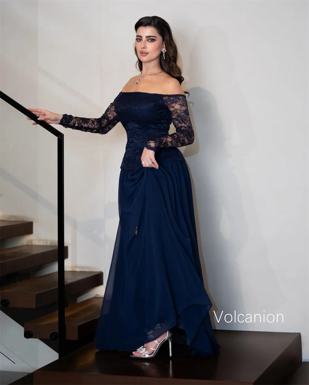 Sukienki szyfonowe unisex z plisami i koronką, o kroju litery A, z odkrytymi ramionami, długie, szyte na miarę, na specjalne okazje, w stylu gwiazd, klasyczne, w chińskim stylu.